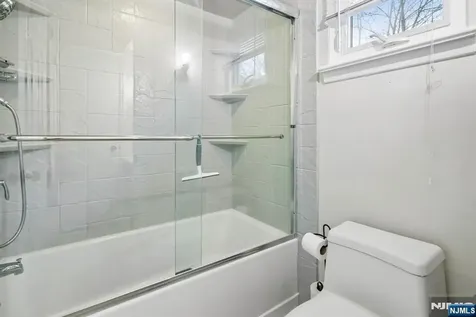 10 Laurel Trail Kinnelon Borough NJ 07405