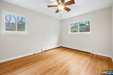 10 Laurel Trail Kinnelon Borough NJ 07405