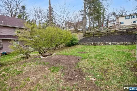 10 Laurel Trail Kinnelon Borough NJ 07405