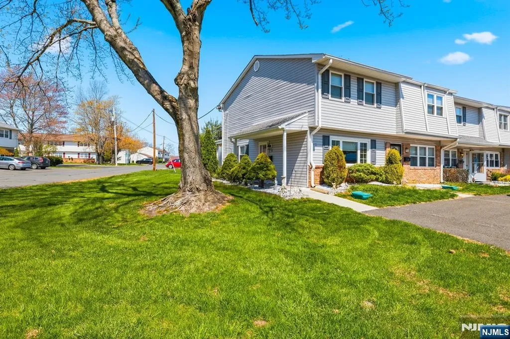 52 Galewood Drive Old Bridge NJ 07747