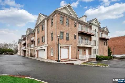 2310 Rio Vista Lane Northvale NJ 07647
