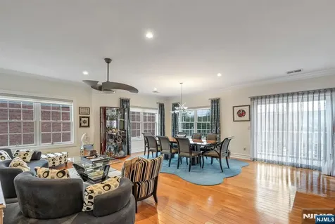 2310 Rio Vista Lane Northvale NJ 07647