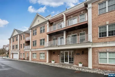 2310 Rio Vista Lane Northvale NJ 07647