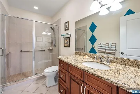 2310 Rio Vista Lane Northvale NJ 07647