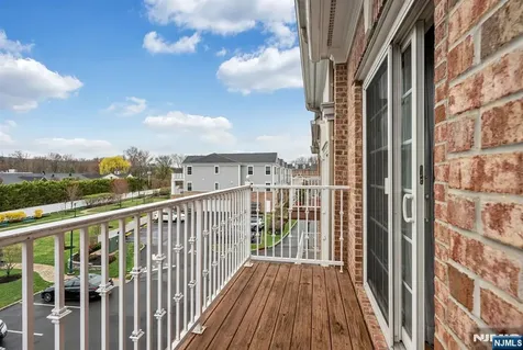 2310 Rio Vista Lane Northvale NJ 07647