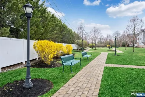2310 Rio Vista Lane Northvale NJ 07647