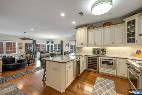 2310 Rio Vista Lane Northvale NJ 07647