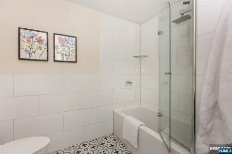 52 Greenbrook Drive Bloomfield NJ 07003