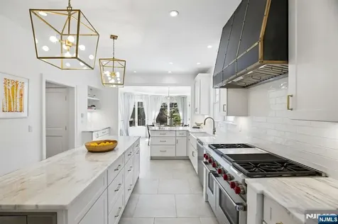 10 Mountain Terrace Montclair NJ 07043