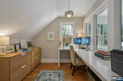 10 Mountain Terrace Montclair NJ 07043