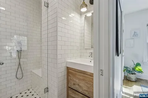 10 Mountain Terrace Montclair NJ 07043