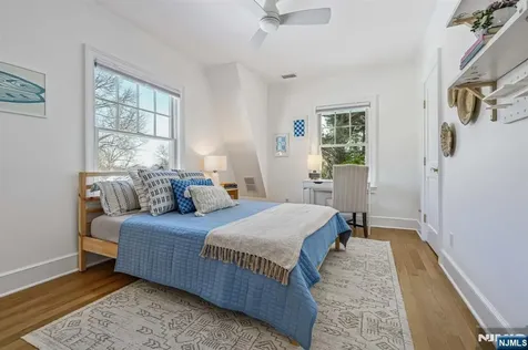 10 Mountain Terrace Montclair NJ 07043