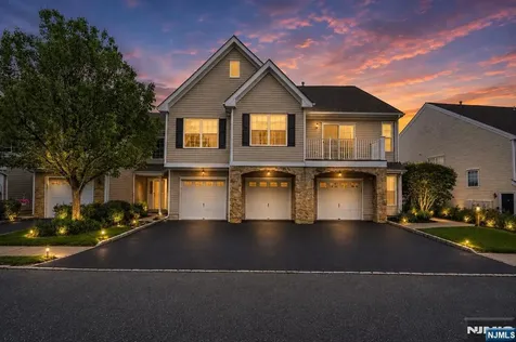131 Mountainside Drive Pompton Lakes NJ 07442