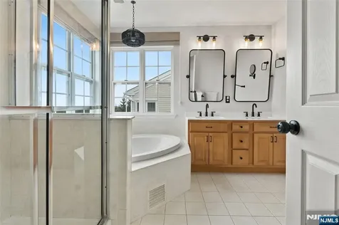 131 Mountainside Drive Pompton Lakes NJ 07442