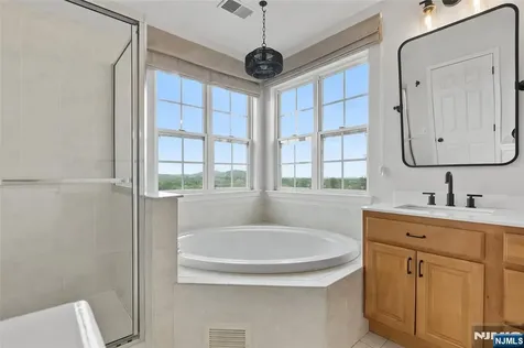 131 Mountainside Drive Pompton Lakes NJ 07442
