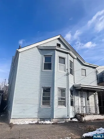 9 Sparrow Street Paterson NJ 07524