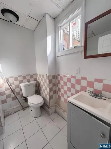 9 Sparrow Street Paterson NJ 07524