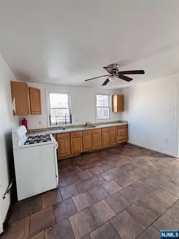 9 Sparrow Street Paterson NJ 07524