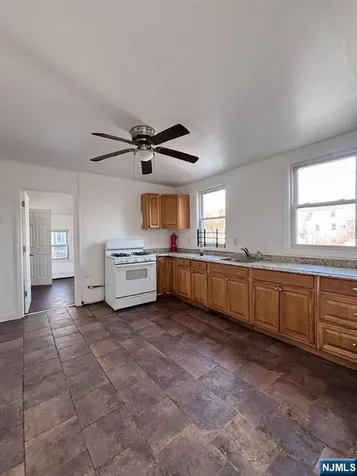 9 Sparrow Street Paterson NJ 07524