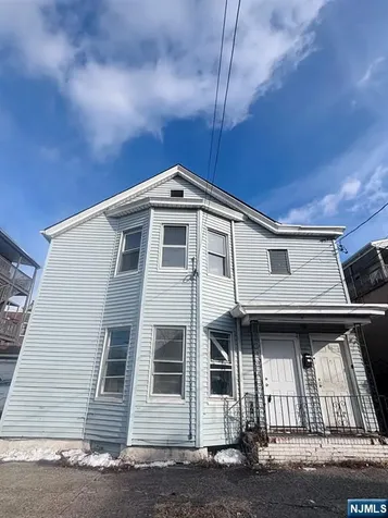 9 Sparrow Street Paterson NJ 07524