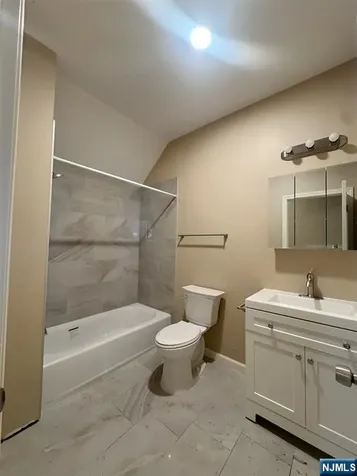 162 Van Buren Passaic NJ 07055