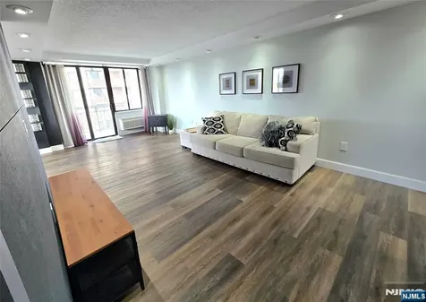 151 Prospect Avenue Hackensack NJ 07601