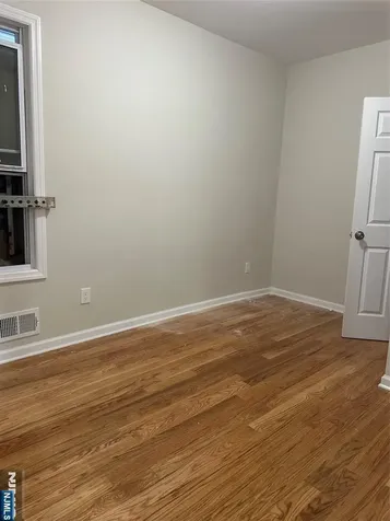 68 Arch Street Paterson NJ 07522