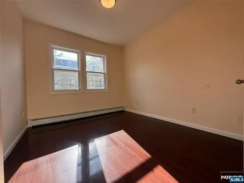 214 Hamilton Avenue Paterson NJ 07501