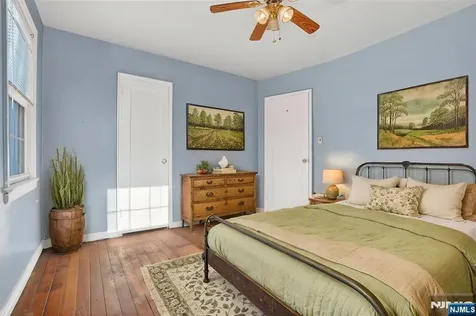 145 River Drive Elmwood Park NJ 07407