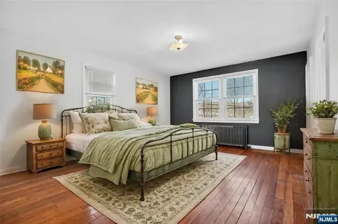 145 River Drive Elmwood Park NJ 07407