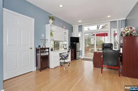 295 Rock Road Glen Rock NJ 07452