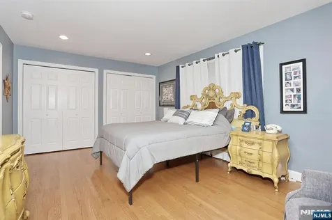 295 Rock Road Glen Rock NJ 07452