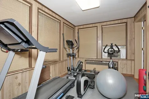 295 Rock Road Glen Rock NJ 07452