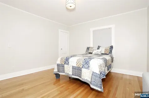 295 Rock Road Glen Rock NJ 07452