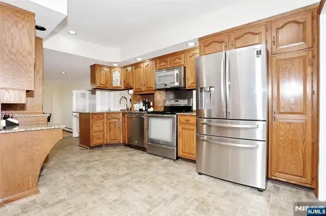 295 Rock Road Glen Rock NJ 07452