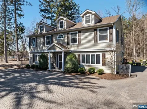 47 Broadway Woodcliff Lake NJ 07677