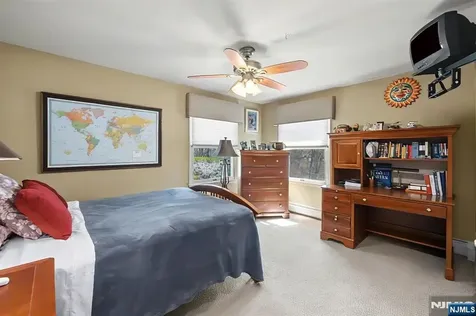 47 Broadway Woodcliff Lake NJ 07677