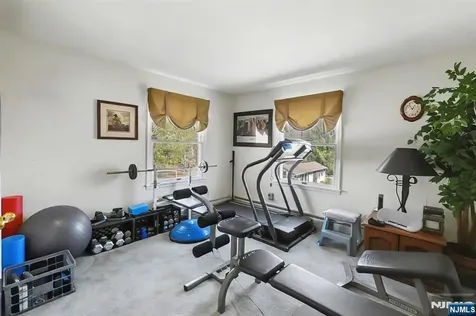 47 Broadway Woodcliff Lake NJ 07677