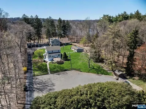 47 Broadway Woodcliff Lake NJ 07677