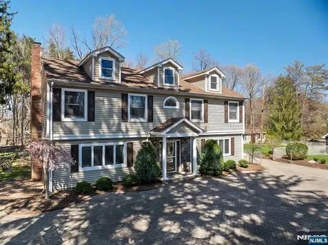 47 Broadway Woodcliff Lake NJ 07677