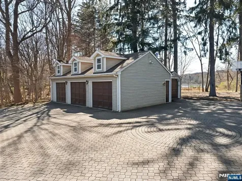 47 Broadway Woodcliff Lake NJ 07677