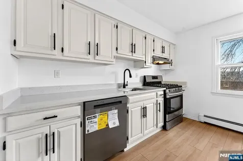 392 Mercer Avenue River Edge NJ 07661