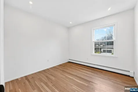 392 Mercer Avenue River Edge NJ 07661