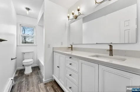 392 Mercer Avenue River Edge NJ 07661