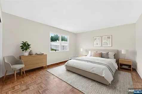392 Mercer Avenue River Edge NJ 07661