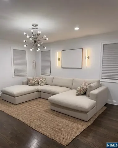 61 Chestnut Street Lodi NJ 07644