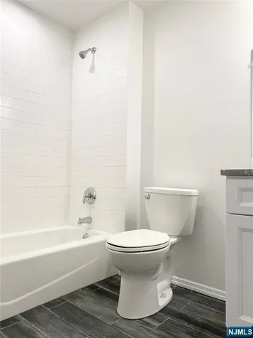 61 Chestnut Street Lodi NJ 07644