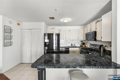84 Union Street Newark NJ 07105