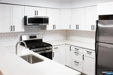 212 Westchester Court Union NJ 07083