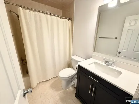212 Westchester Court Union NJ 07083